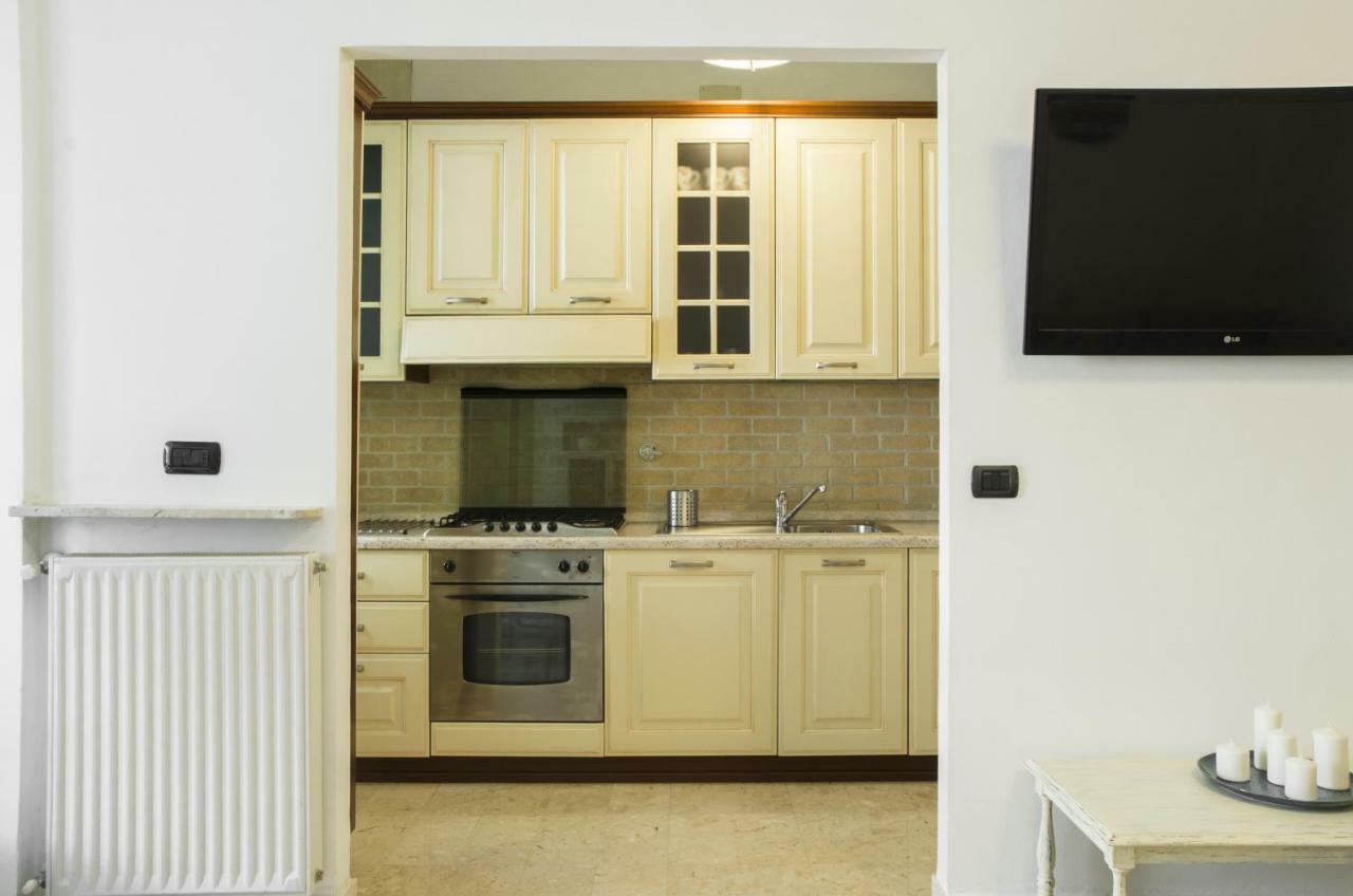 A Casa Di Anna Apartment ลาวาญา ภายนอก รูปภาพ