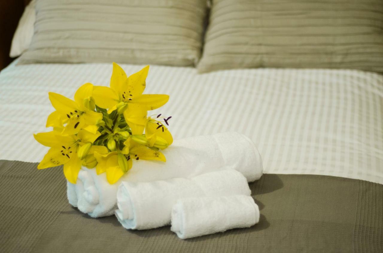 A Casa Di Anna Apartment ลาวาญา ภายนอก รูปภาพ