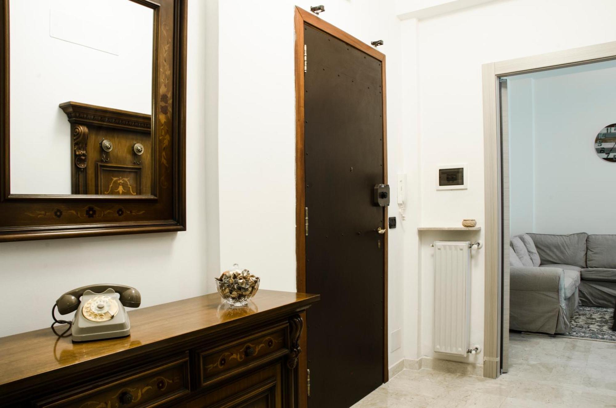 A Casa Di Anna Apartment ลาวาญา ภายนอก รูปภาพ